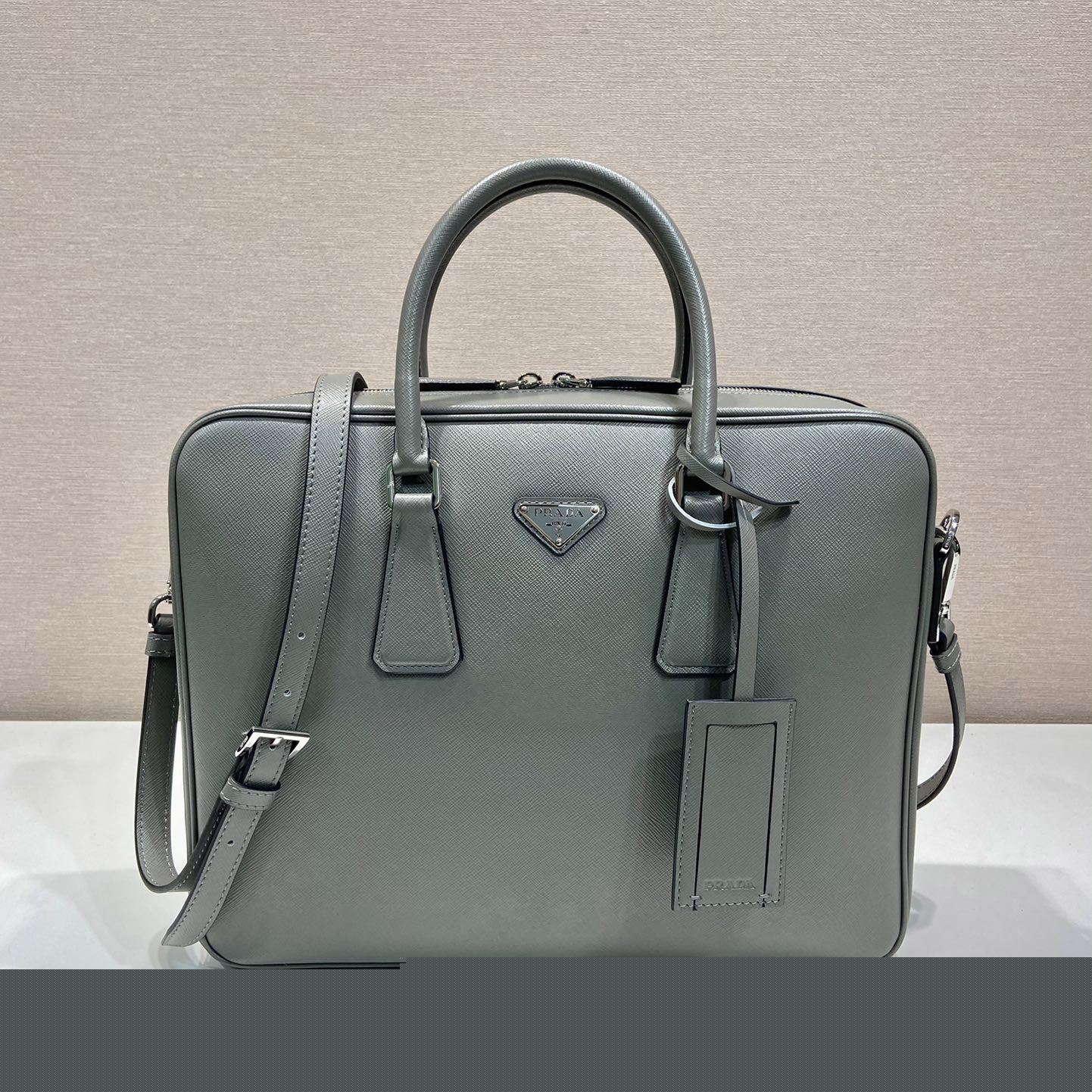 Pra*a briefcase